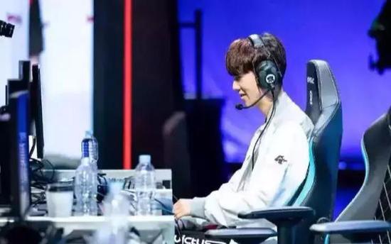 上海Major淘汰赛：不再怯场！ Mouz 击败蒙古队 2-0